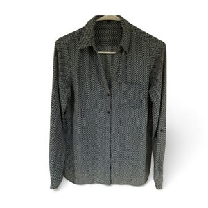 The Limited Ashton Black and White Patterned Button Down Size Medium Shirt